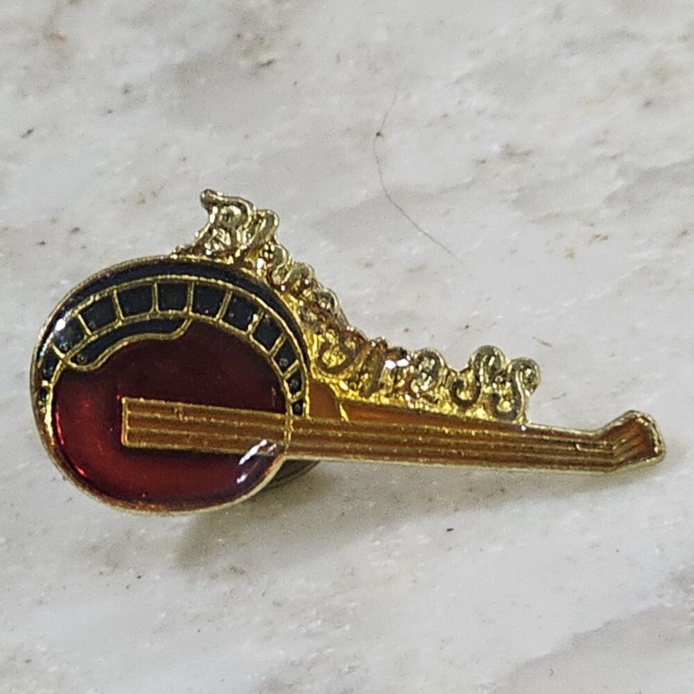 Banjo Bluegrass Southern Music Gold Tone Vintage Retro Lapel Pin